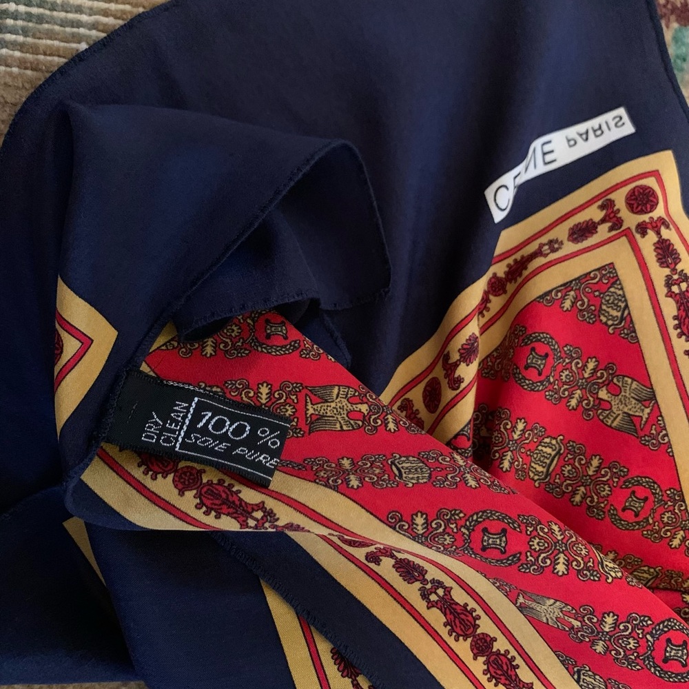 Vintage Celine scarf Gorgeous and vibrant red and navy blue Celine Silk Scarf - Picture 4 of 7